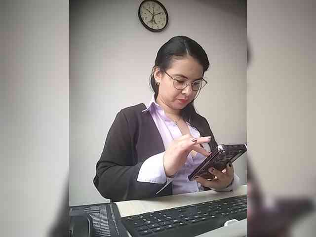Paolitha25 webcam