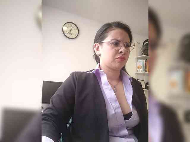 Paolitha25 webcam