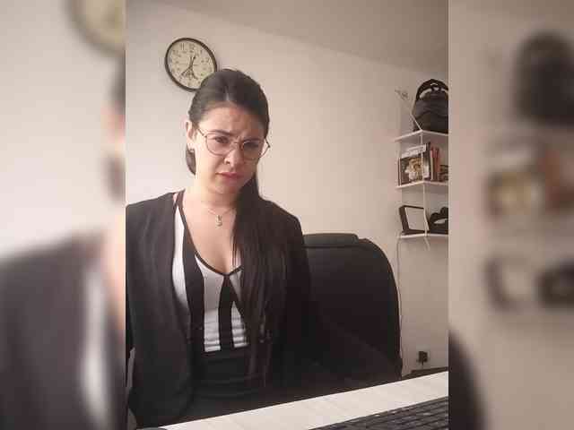 Paolitha25 webcam
