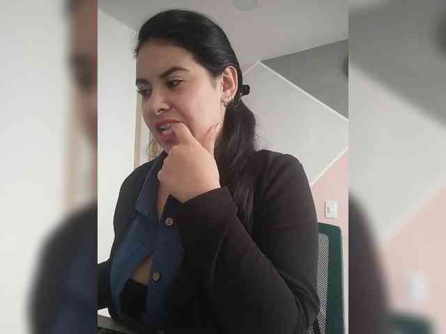 Paolitha25 webcam