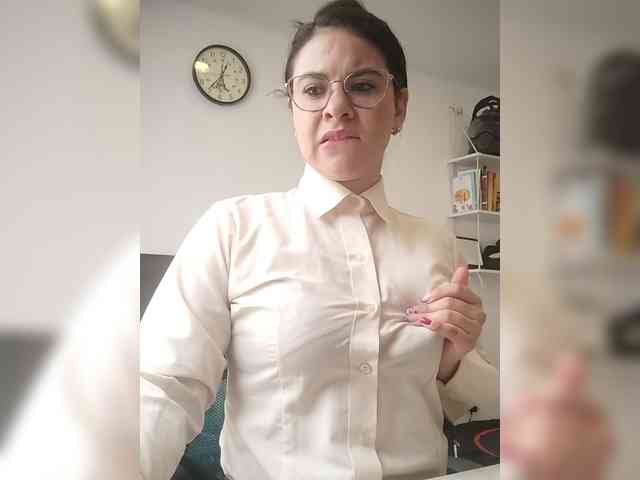 Paolitha25 webcam