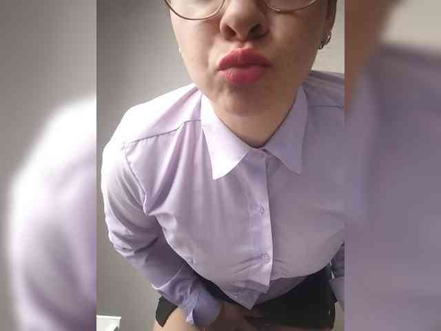 Paolitha25 webcam