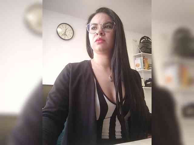 Paolitha25 webcam