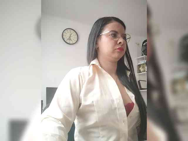 Paolitha25 webcam