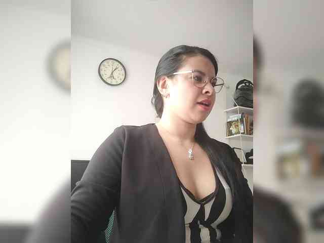 Paolitha25 webcam