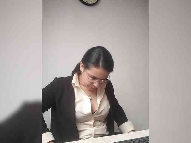 Paolitha25 webcam
