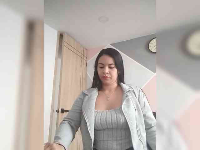 Paolitha25 webcam
