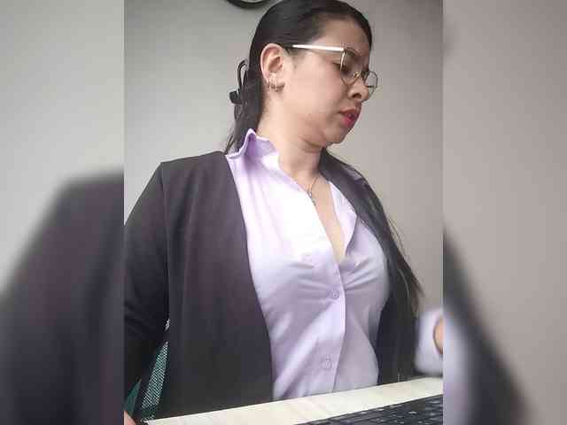 Paolitha25 webcam