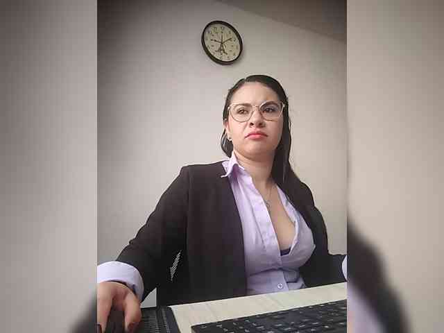 Paolitha25 webcam