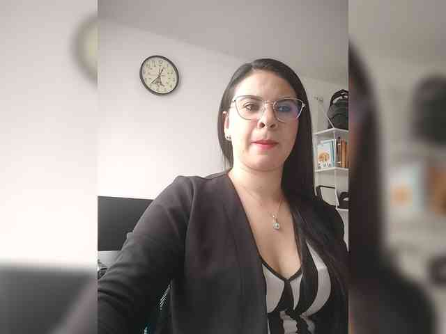 Paolitha25 webcam
