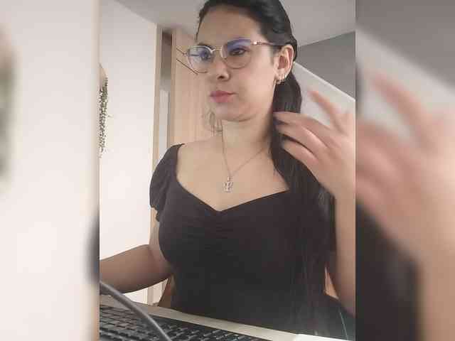 Paolitha25 Live Webcam on BongaCams