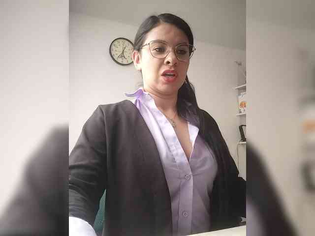 Paolitha25 webcam