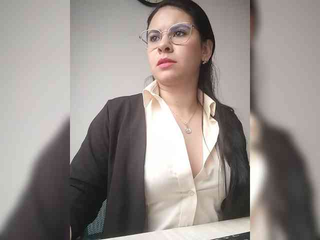 Paolitha25 webcam
