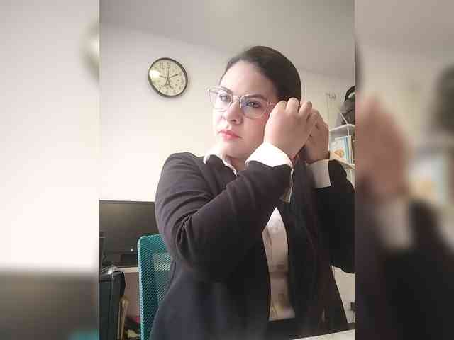 Paolitha25 webcam