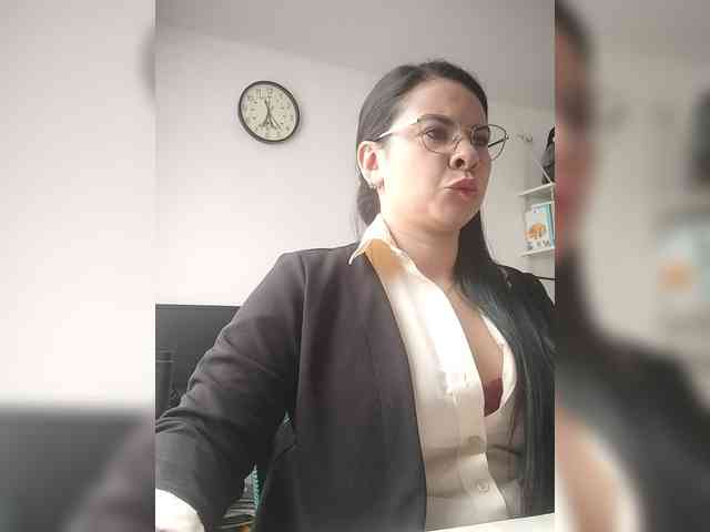 Paolitha25 webcam