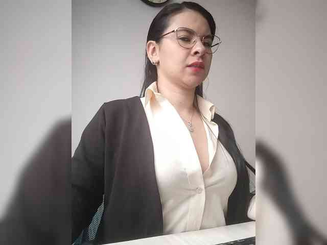 Paolitha25 webcam