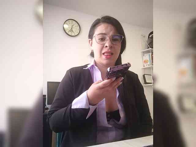 Paolitha25 webcam