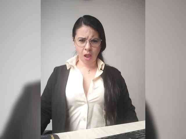 Paolitha25 webcam