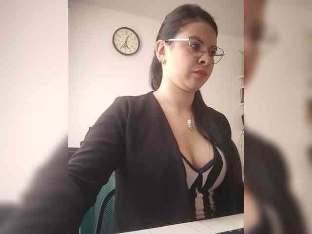 Paolitha25 webcam