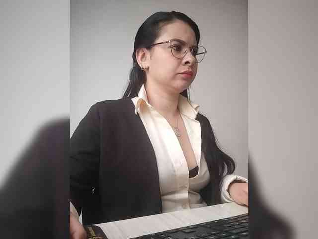 Model: Paolitha25