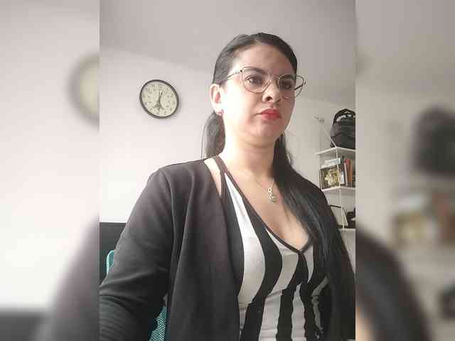 Paolitha25 webcam
