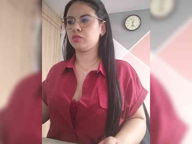 Paolitha25 webcam