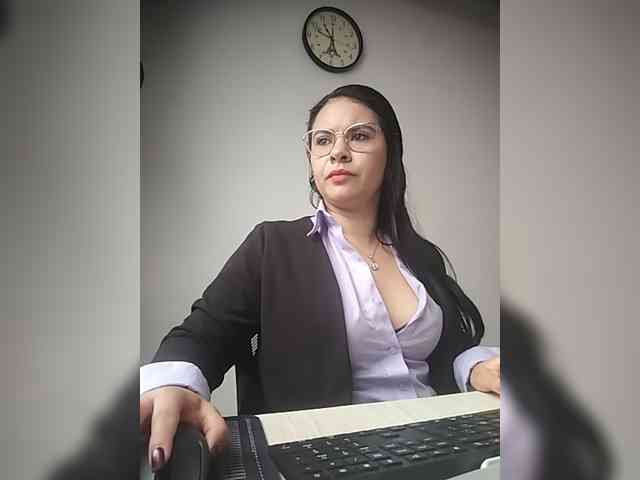 Paolitha25 webcam