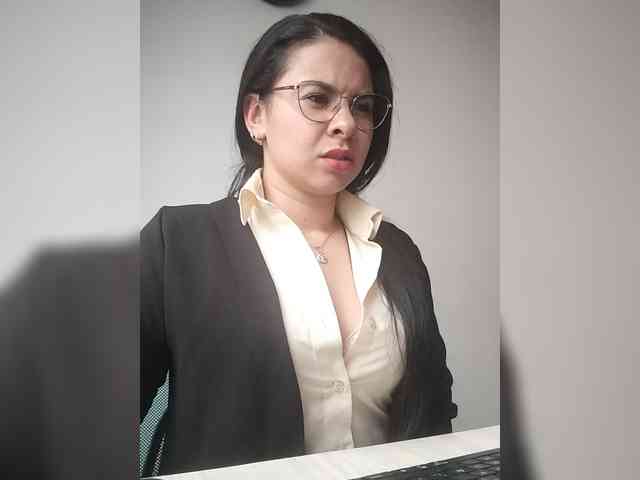 Paolitha25 webcam