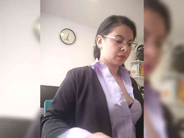 Paolitha25 webcam