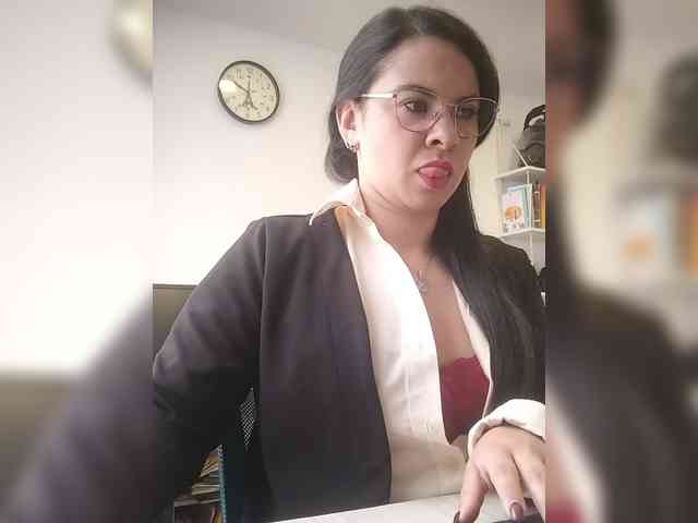 Paolitha25 webcam