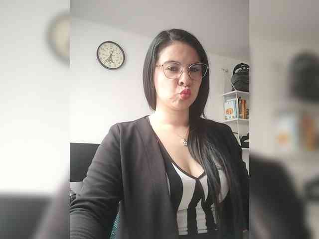 Paolitha25 webcam