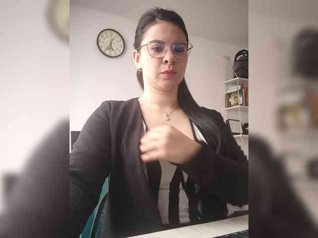 Paolitha25 webcam