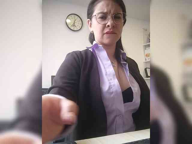 Paolitha25 webcam