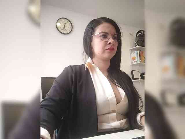Paolitha25 webcam