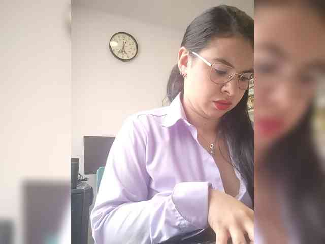 Paolitha25 webcam