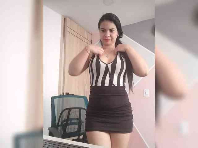 Paolitha25 webcam