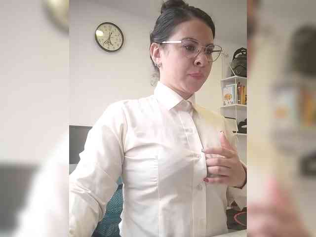 Paolitha25 webcam