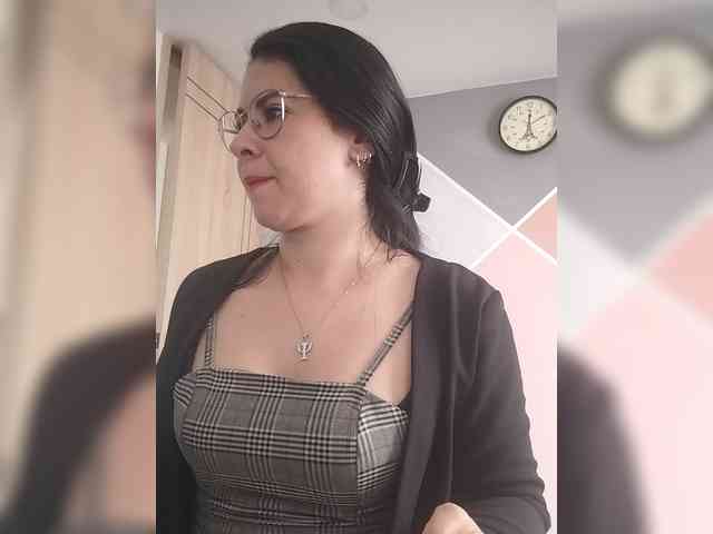 Paolitha25 webcam