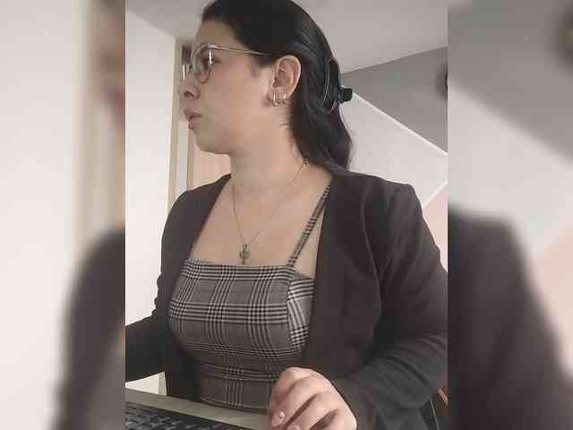 Paolitha25 Paolitha25