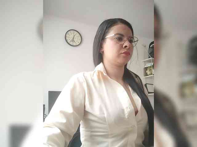 Paolitha25 webcam