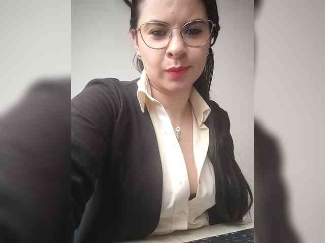 Paolitha25 webcam