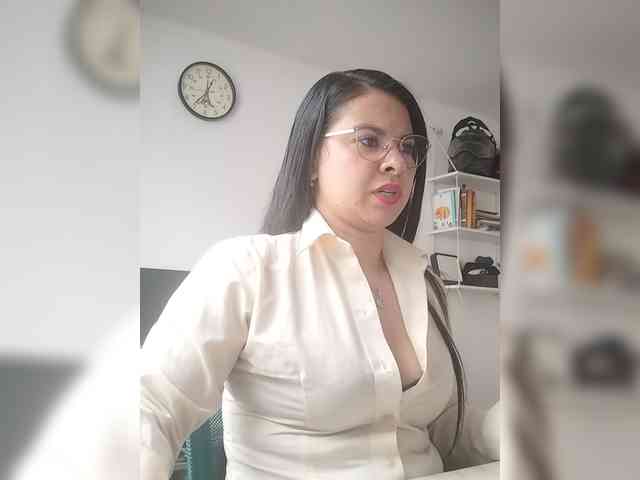 Paolitha25 webcam