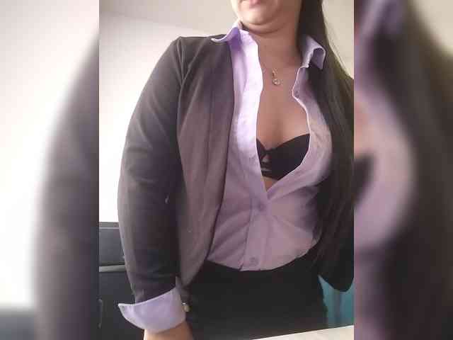 Paolitha25 webcam