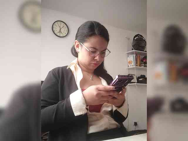 Paolitha25 webcam