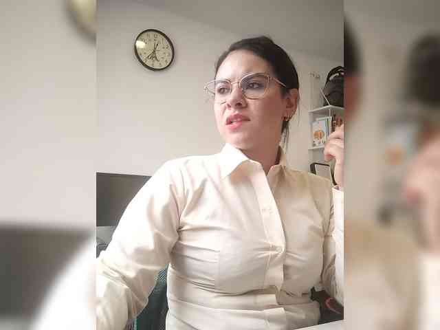 Paolitha25 webcam