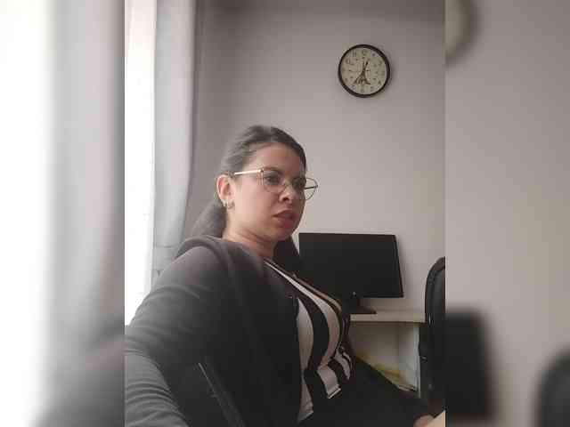 Paolitha25 webcam