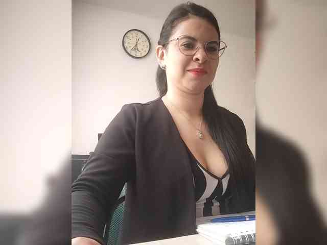 Paolitha25 webcam