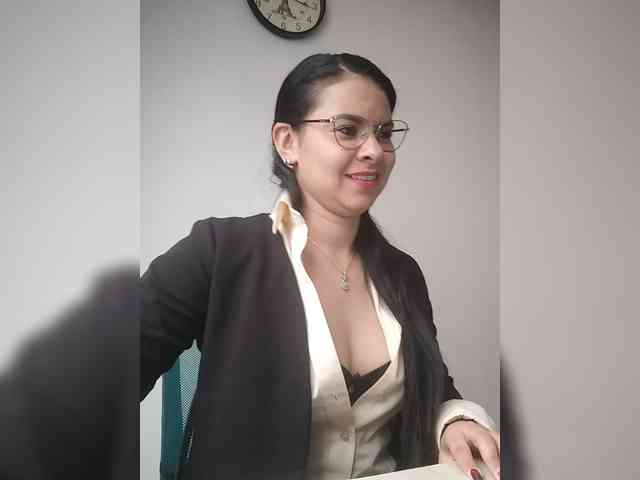 Paolitha25 webcam