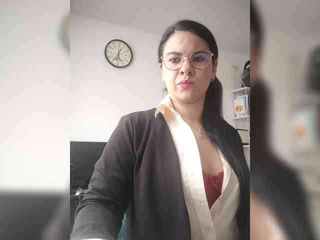 Paolitha25 webcam