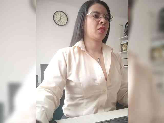 Paolitha25 webcam